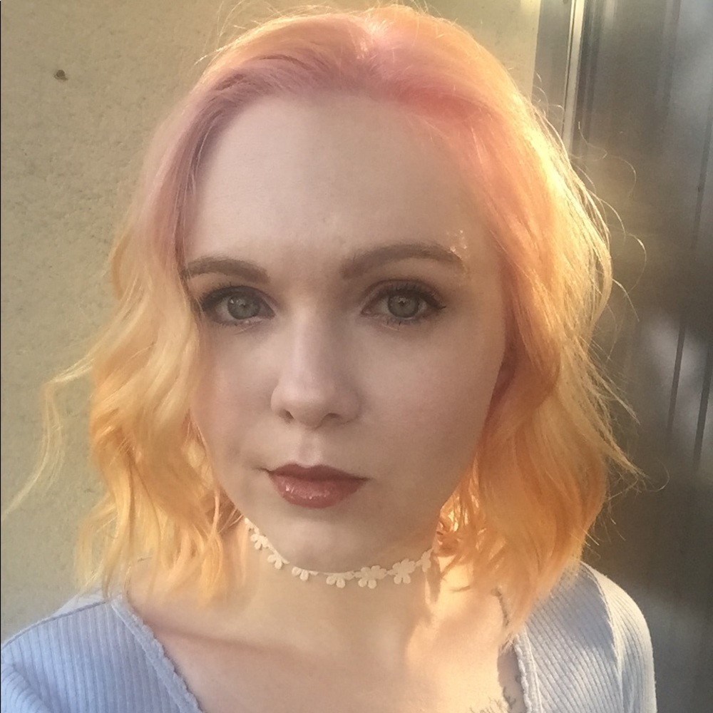 Meet your Posher, Katelyn